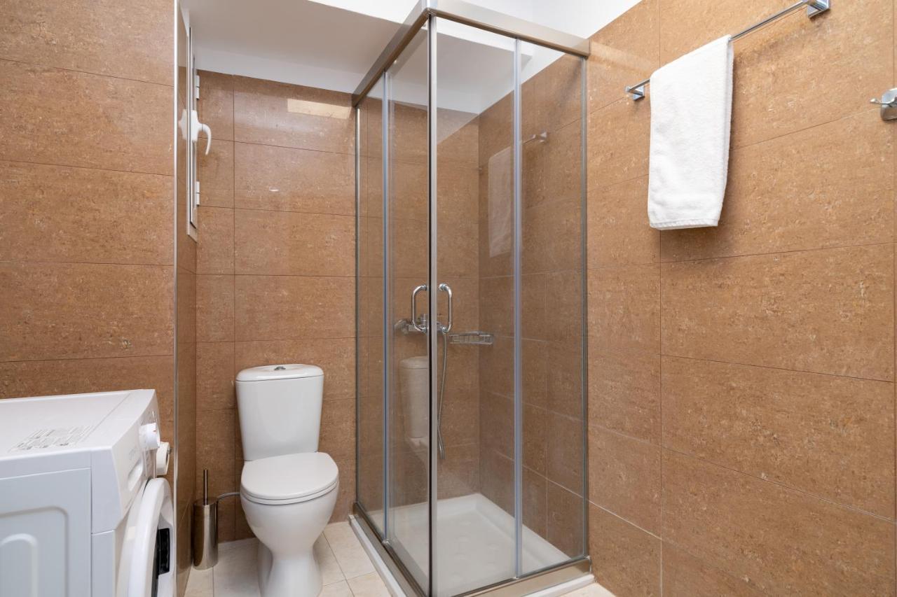 Ferienwohnung Lungo Mare Gennadi Exterior foto