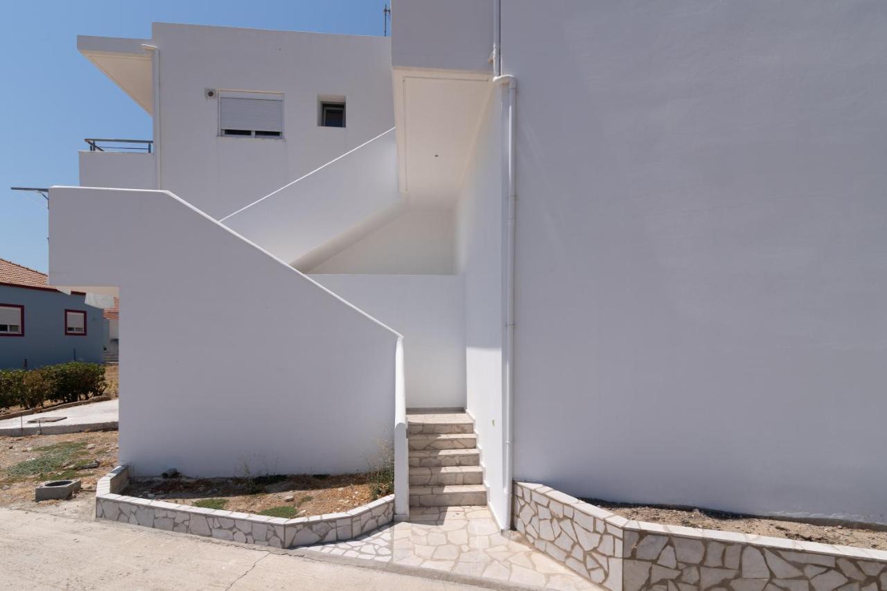 Ferienwohnung Lungo Mare Gennadi Exterior foto