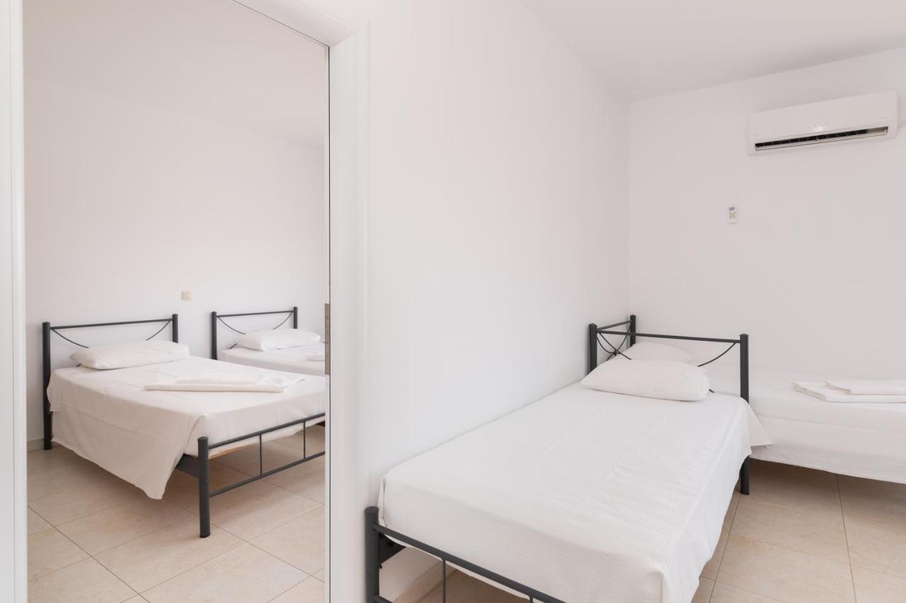 Ferienwohnung Lungo Mare Gennadi Exterior foto