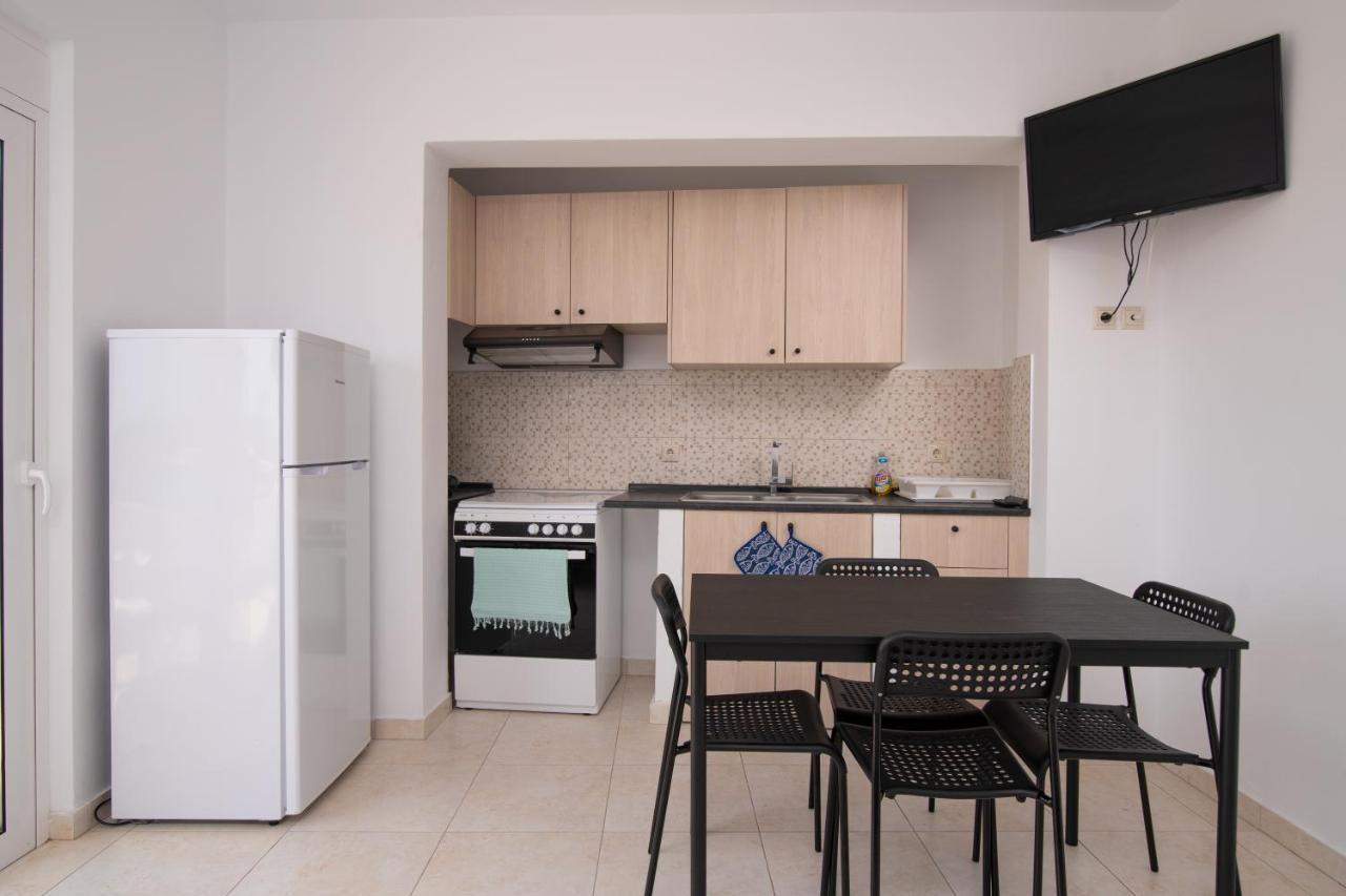 Ferienwohnung Lungo Mare Gennadi Exterior foto