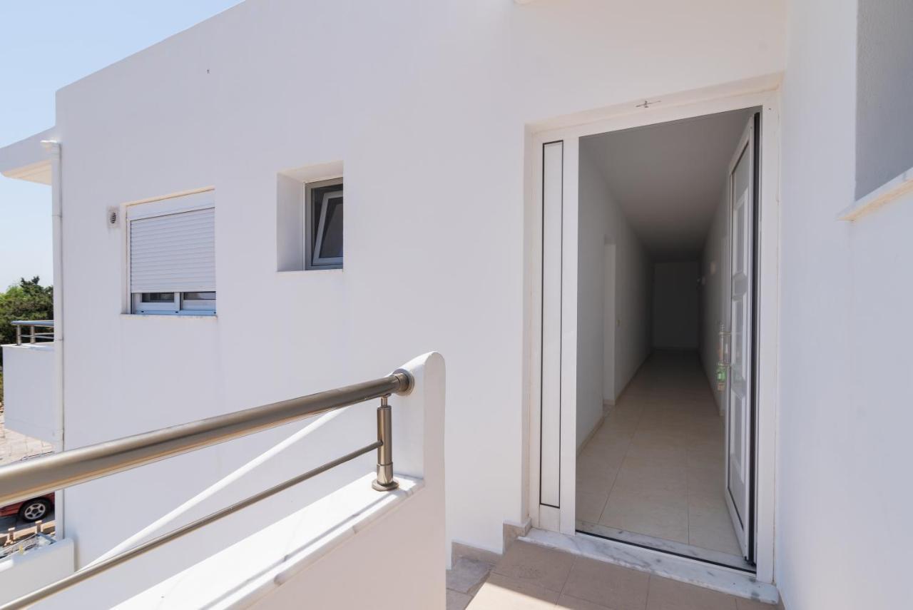 Ferienwohnung Lungo Mare Gennadi Exterior foto